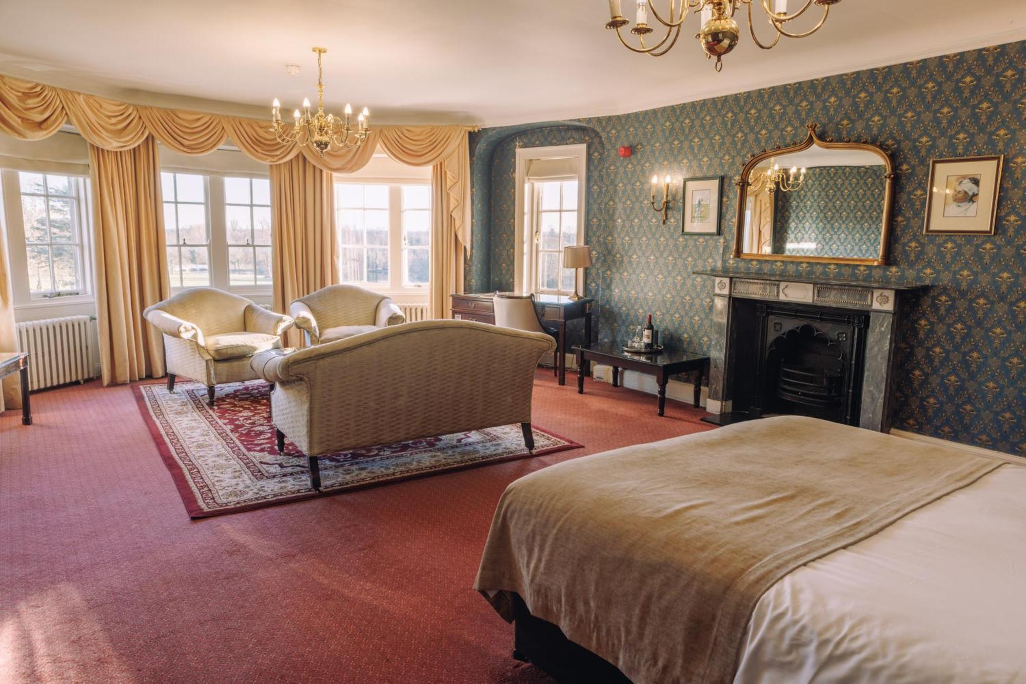 Donnington Grove Guest House Newbury  Ngoại thất bức ảnh
