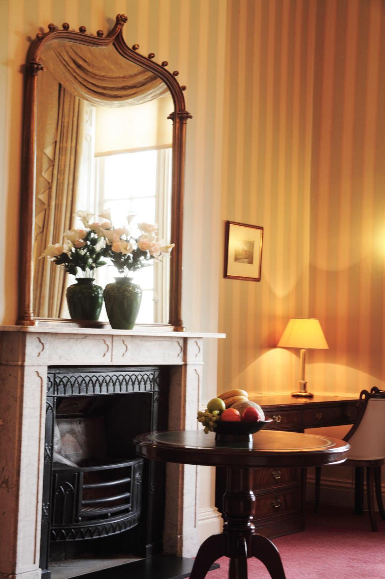 Donnington Grove Guest House Newbury  Ngoại thất bức ảnh