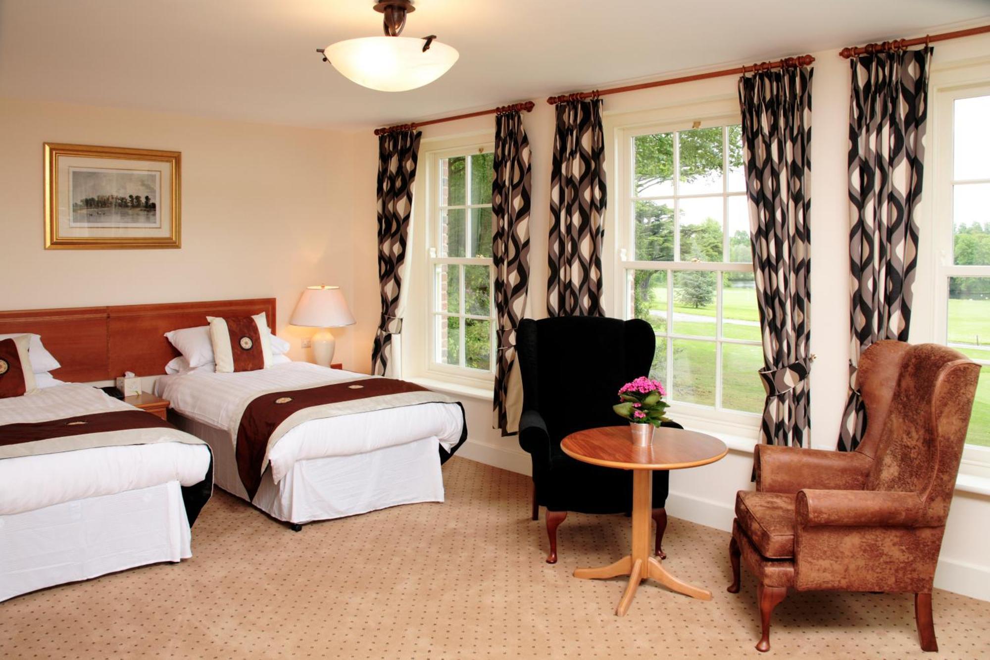Donnington Grove Guest House Newbury  Ngoại thất bức ảnh