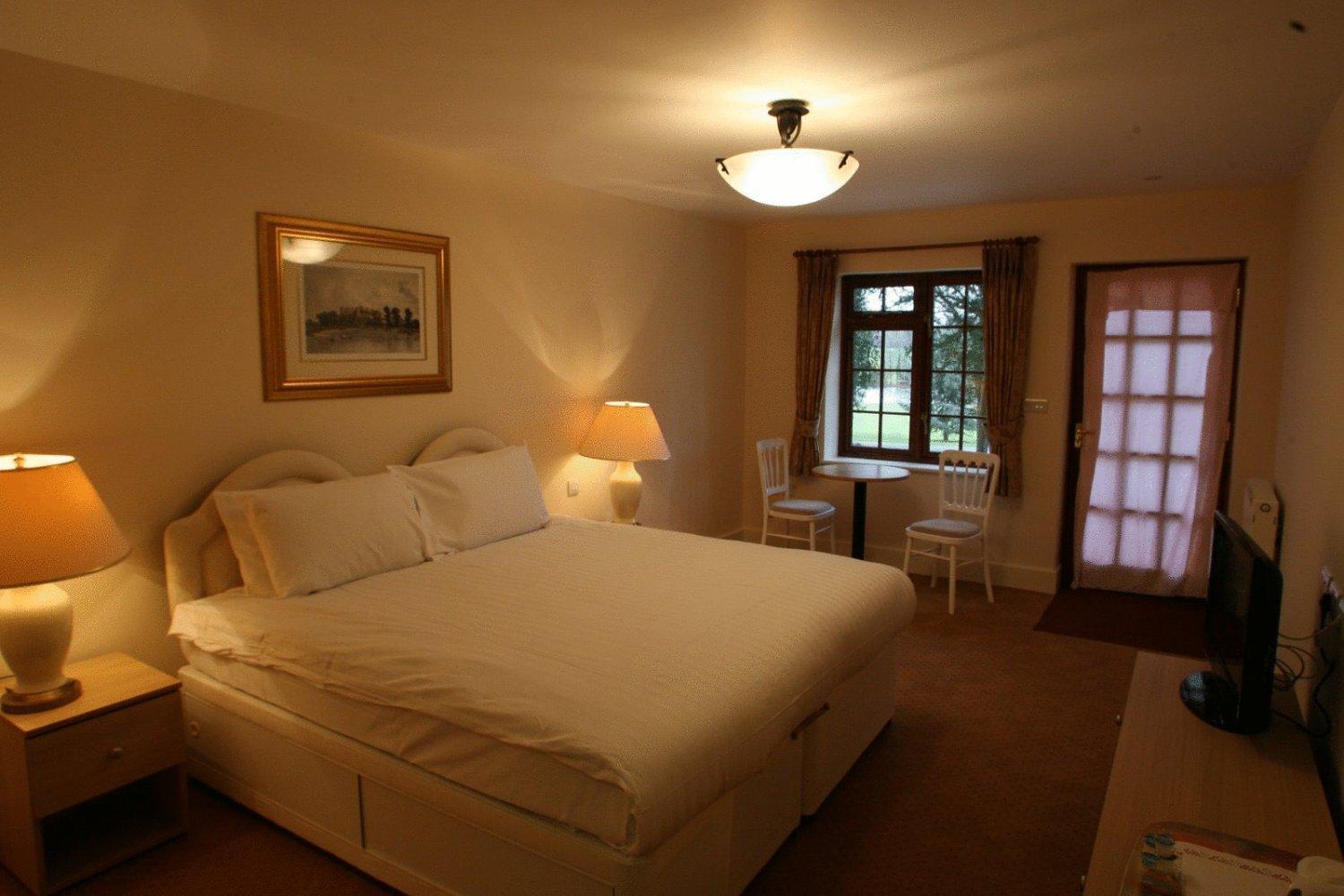Donnington Grove Guest House Newbury  Ngoại thất bức ảnh