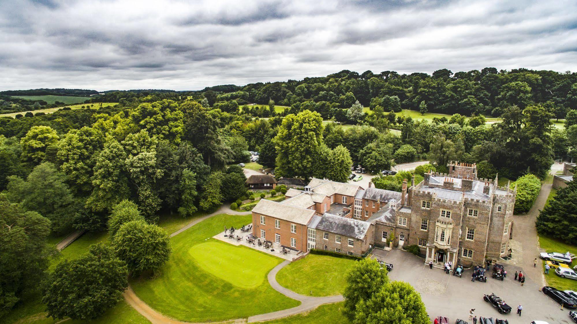 Donnington Grove Guest House Newbury  Ngoại thất bức ảnh
